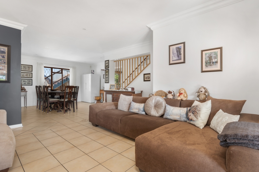 7 Bedroom Property for Sale in Hunters Home Western Cape